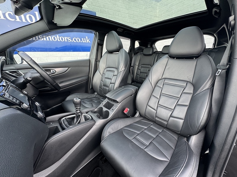 Used Nissan Qashqai 2018 for sale - 76477937: Photo 5