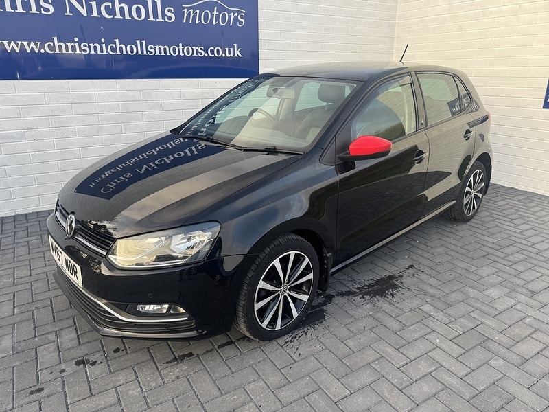 Used Volkswagen Polo 2017 for sale - 76477868: Photo 1