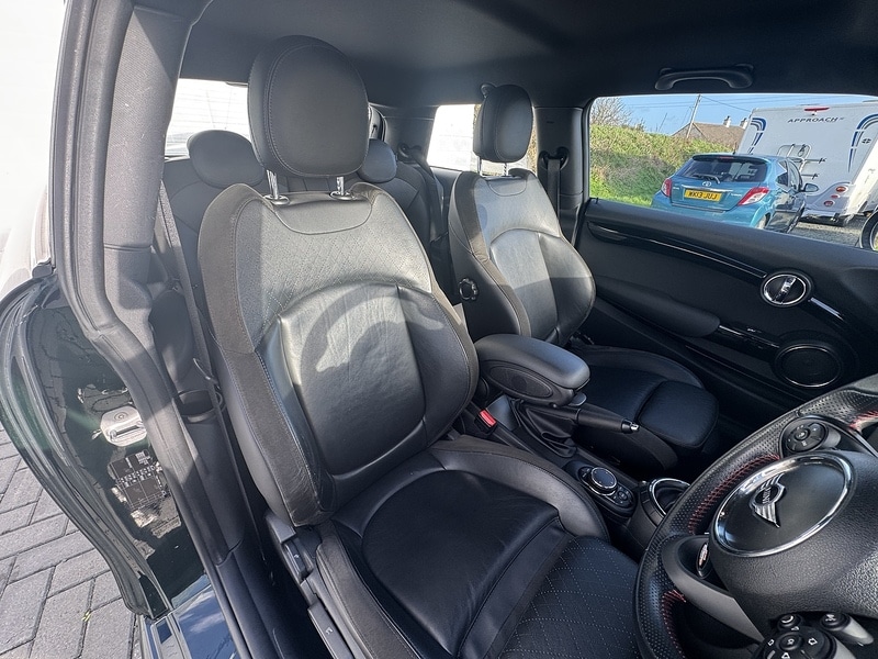 Used MINI Hatch 2015 for sale - 76906101: Photo 5