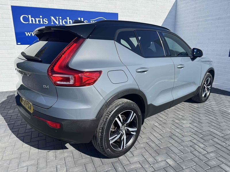Used Volvo XC40 2021 for sale - 76477899: Photo 2