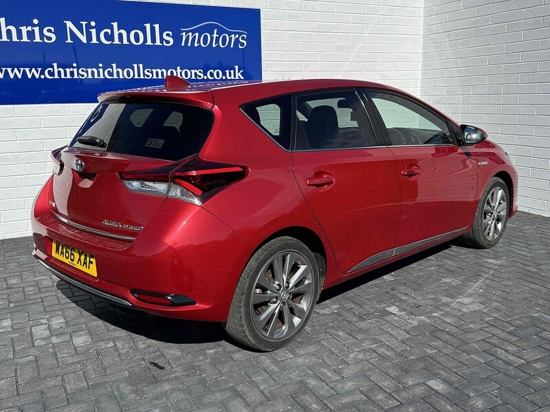 Used Toyota Auris 2016 for sale - 76477892: Photo 2