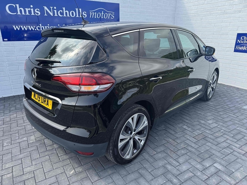 Used Renault Scenic 2019 for sale - 76477882: Photo 2