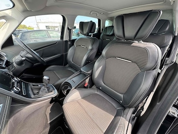 Used Renault Scenic 2019 for sale - 76477882: Photo