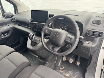 Used Citroen Berlingo 2021 for sale - 76477838: Photo