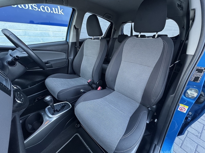 Used Toyota Yaris 2017 for sale - 76477923: Photo 5