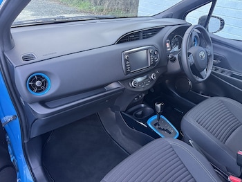 Used Toyota Yaris 2018 for sale - 76906097: Photo