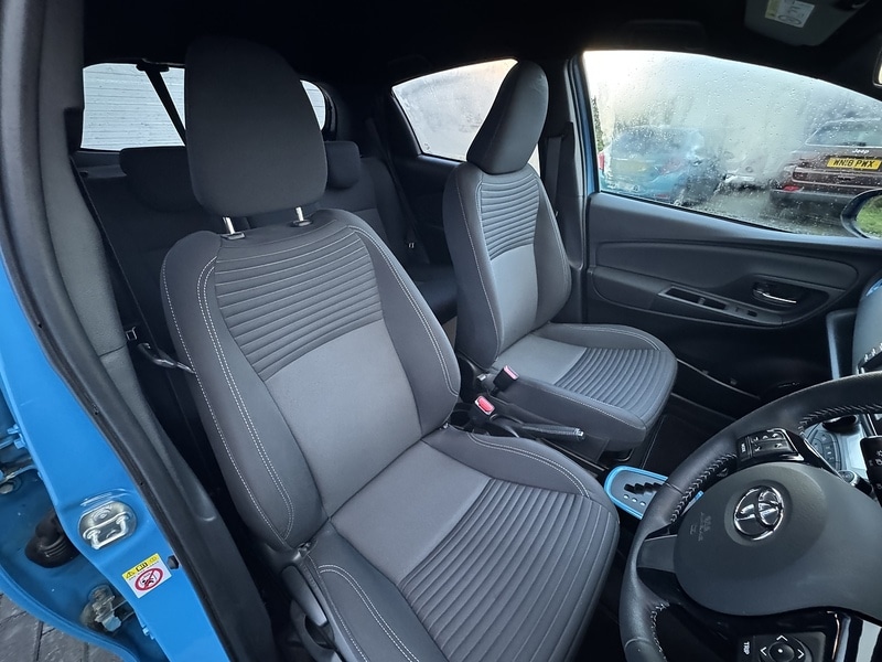 Used Toyota Yaris 2018 for sale - 76906097: Photo 6