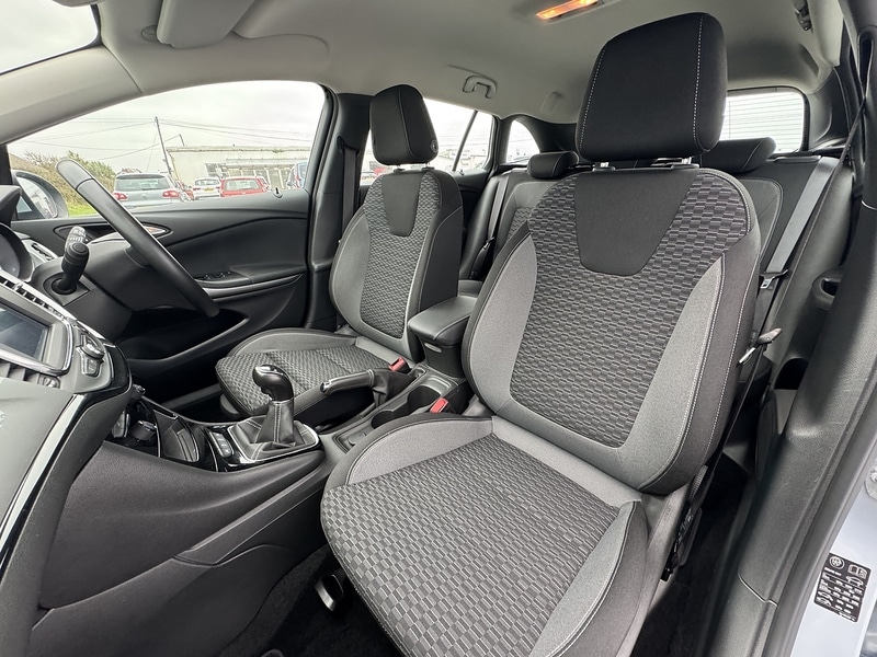 Used Vauxhall Astra 2020 for sale - 76477880: Photo 3