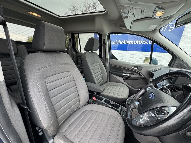 Used Ford Tourneo Connect 2020 for sale - 76477977: Photo 6