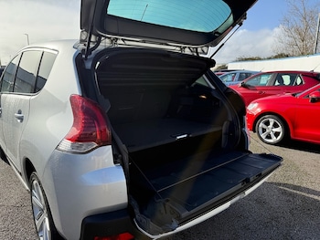 Used Peugeot 3008 2016 for sale - 76477860: Photo