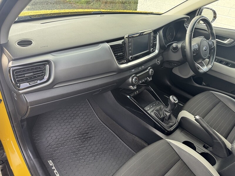 Used Kia Stonic 2018 for sale - 76477854: Photo 5