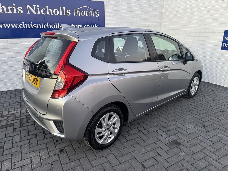 Used Honda Jazz 2017 for sale - 76896586: Photo 2