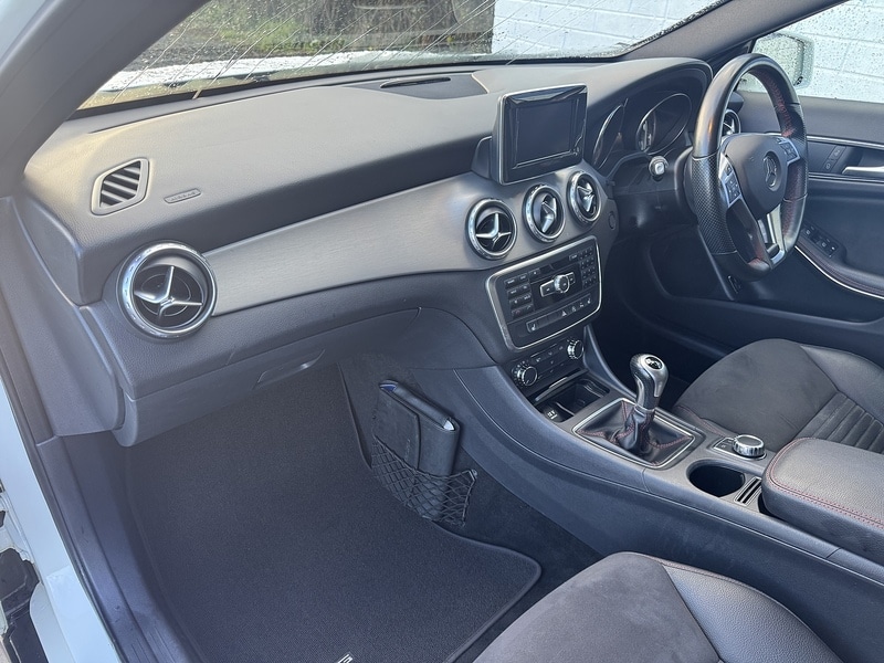 Used Mercedes-Benz GLA 2015 for sale - 76626878: Photo 5