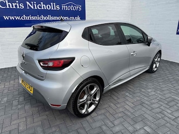 Used Renault Clio 2019 for sale - 76477998: Photo