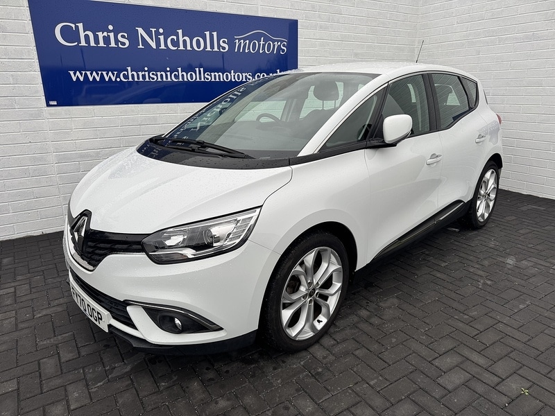 Used Renault Scenic 2020 for sale - 76542868: Photo 1