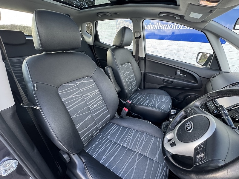 Used Kia Venga 2017 for sale - 76792990: Photo 4