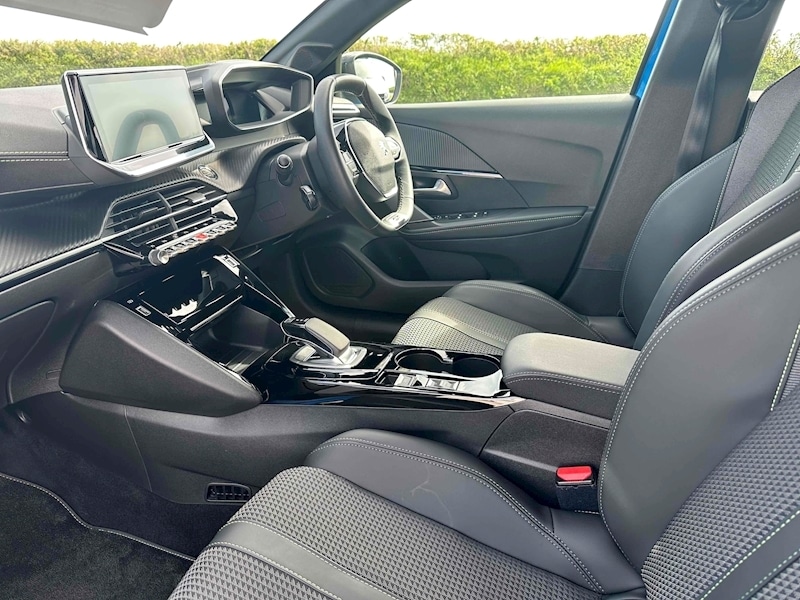 Used Peugeot 208 2021 for sale - 76477874: Photo 4