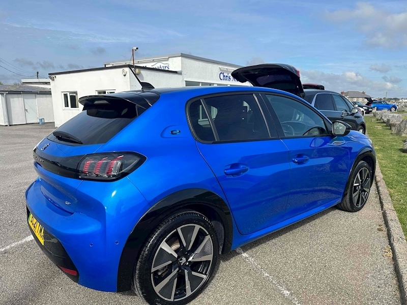 Used Peugeot 208 2021 for sale - 76477874: Photo 5