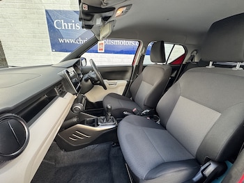 Used Suzuki Ignis 2018 for sale - 76542873: Photo