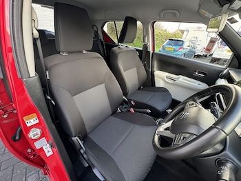 Used Suzuki Ignis 2018 for sale - 76542873: Photo