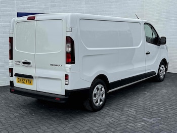 Used Renault Trafic 2022 for sale - 76477900: Photo