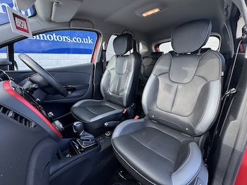 Used Renault Captur 2017 for sale - 76477839: Photo