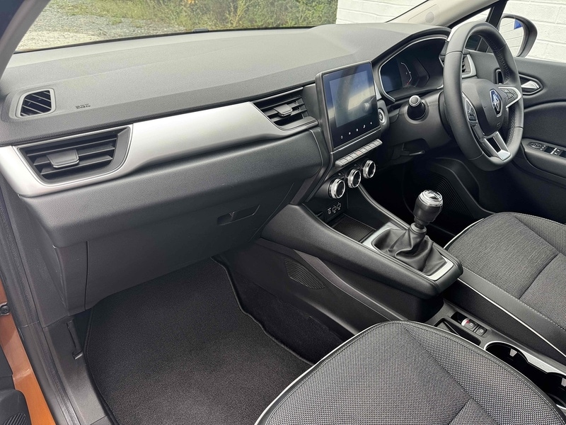 Used Renault Captur 2021 for sale - 76477993: Photo 4