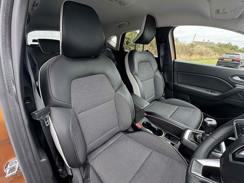 Used Renault Captur 2021 for sale - 76477993: Photo 6