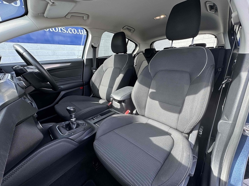 Used Ford Focus 2019 for sale - 76477985: Photo 5