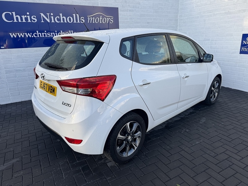 Used Hyundai Ix20 2017 for sale - 76698977: Photo 2