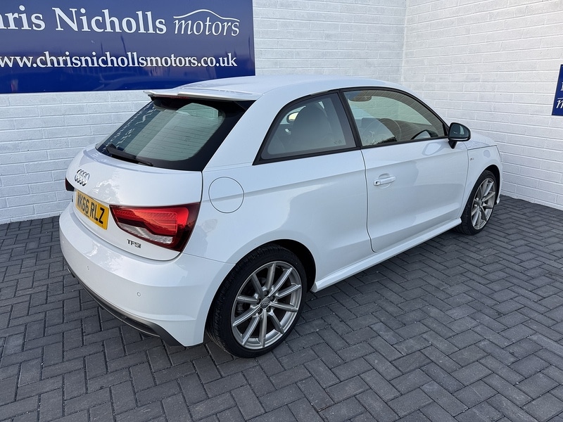Used Audi A1 for sale - 76510398: Photo 2