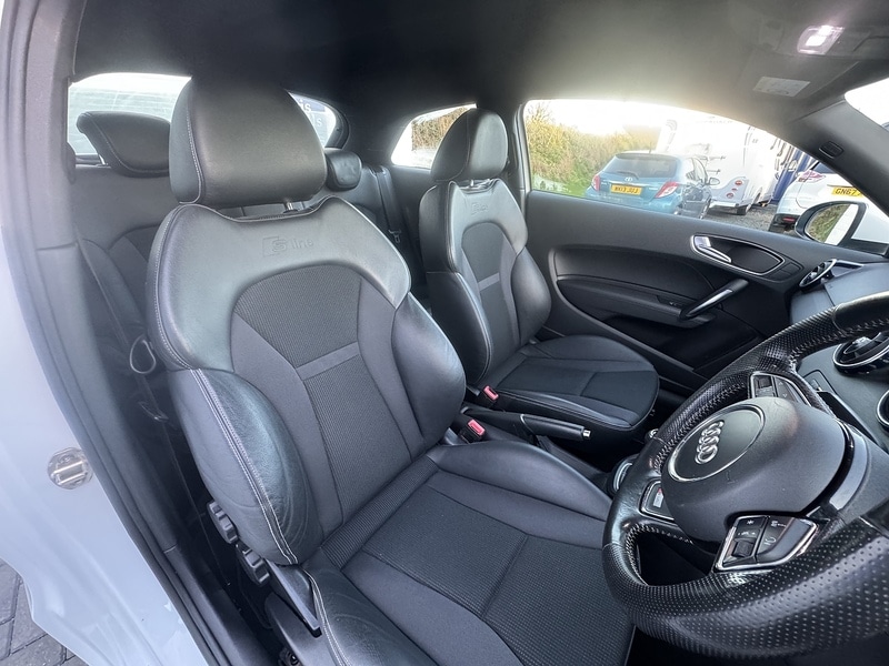 Used Audi A1 for sale - 76510398: Photo 6