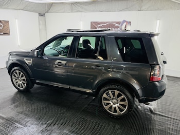Used Land Rover Freelander 2009 for sale - 79011024: Photo