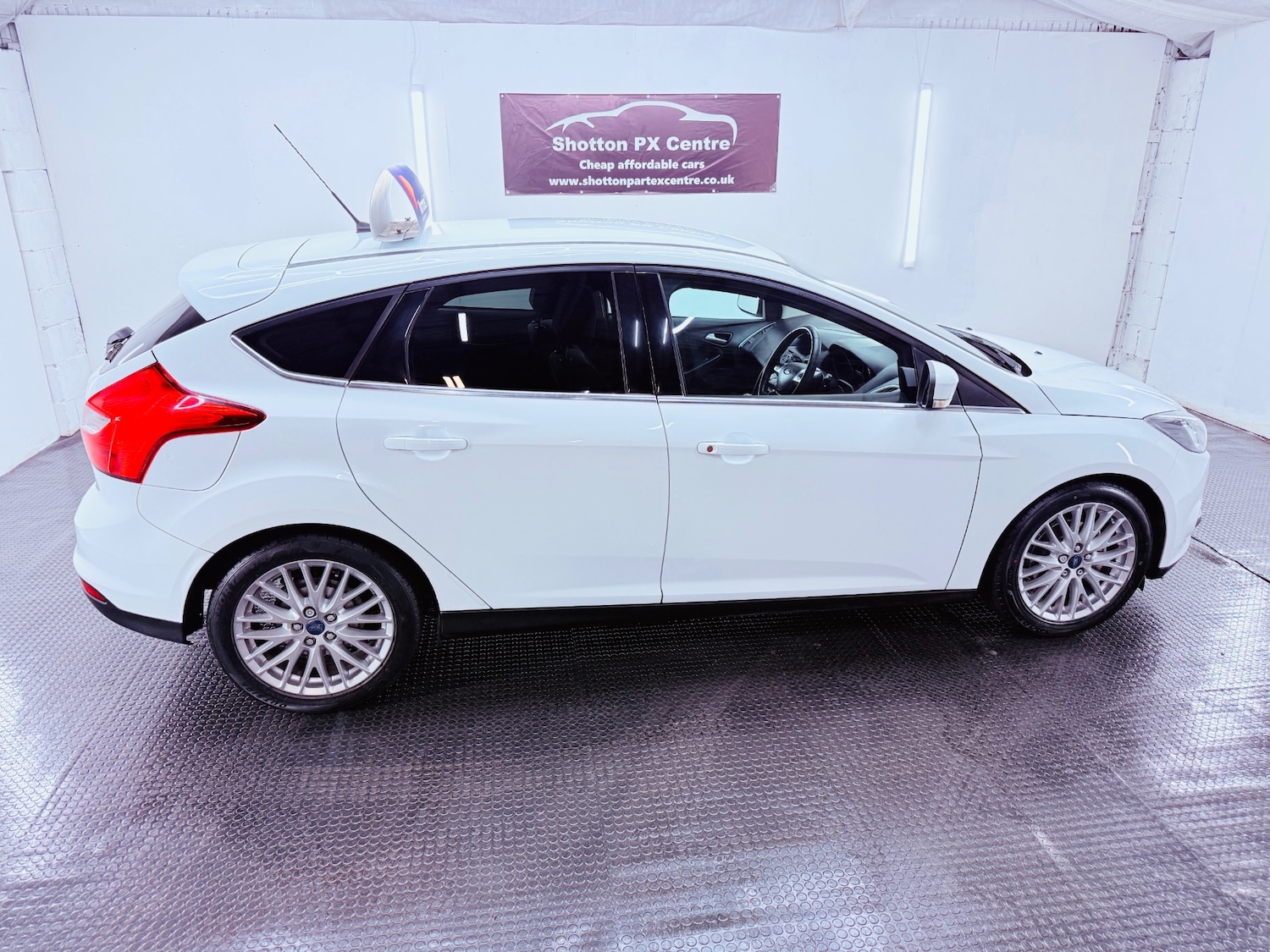 Used Ford Focus 2012 for sale - 77437884: Photo 11