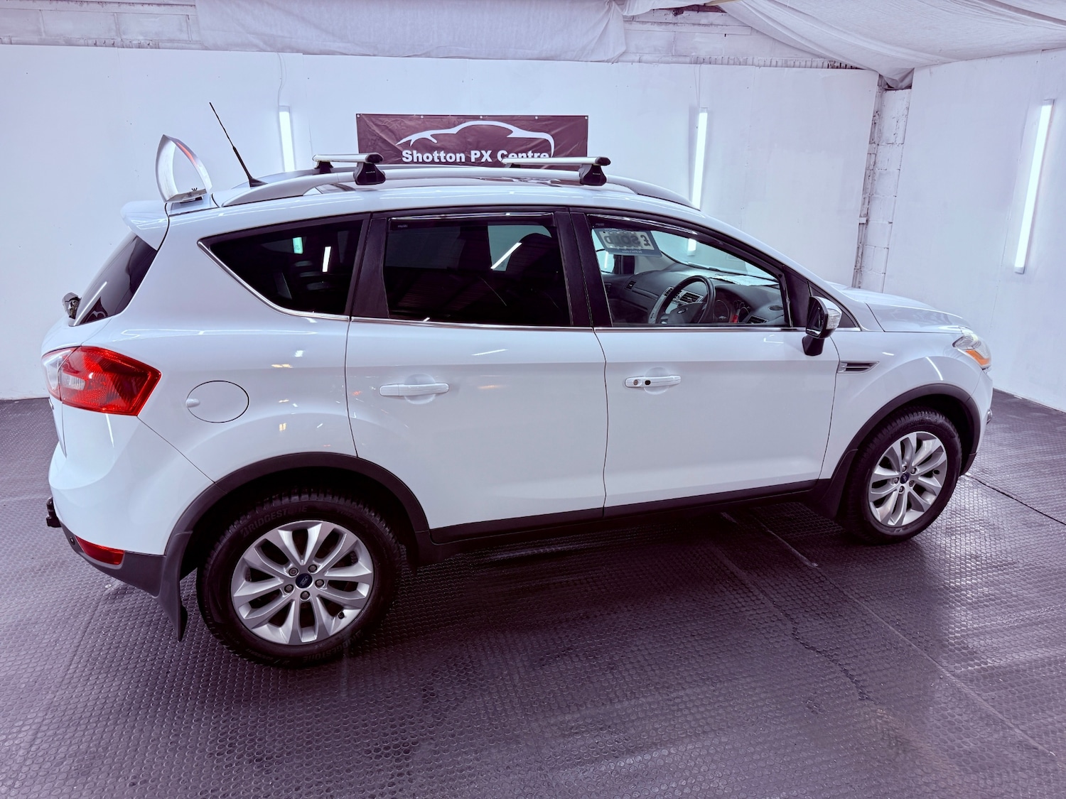 Used Ford Kuga 2010 for sale - 76864146: Photo 10