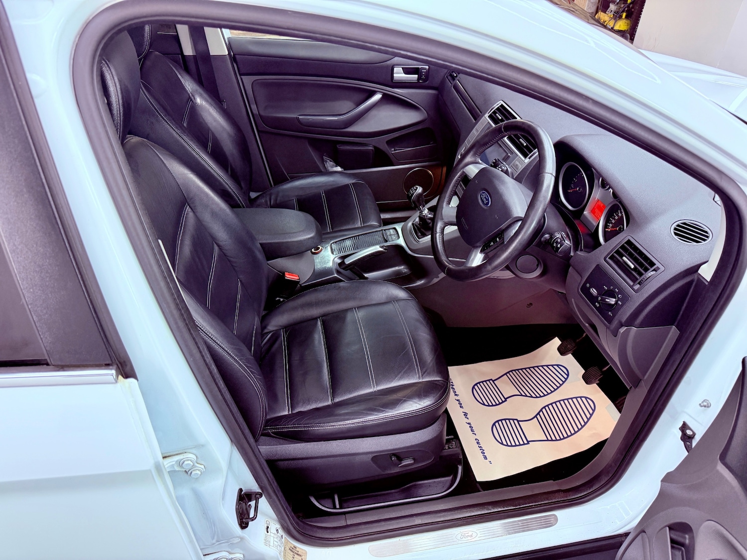 Used Ford Kuga 2010 for sale - 76864146: Photo 15