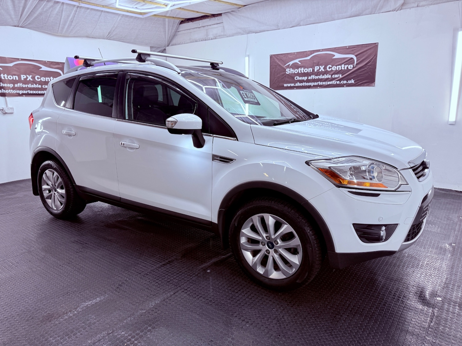 Used Ford Kuga 2010 for sale - 76864146: Photo 8