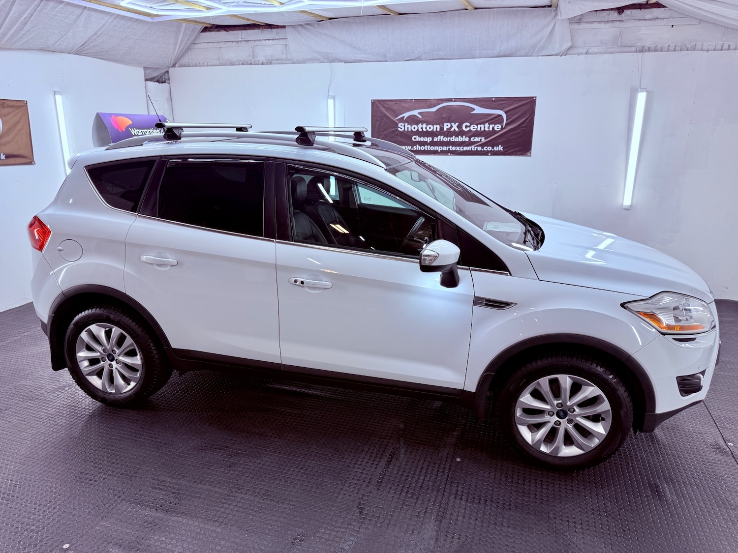 Used Ford Kuga 2010 for sale - 76864146: Photo 9