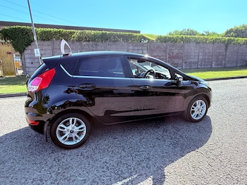Used Ford Fiesta 2016 for sale - 75587294: Photo