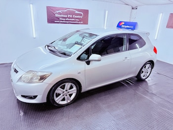 2009 (58) - 2.2 D-4D SR180 3dr