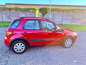 Used Suzuki SX4 2014 for sale - 76322575: Photo