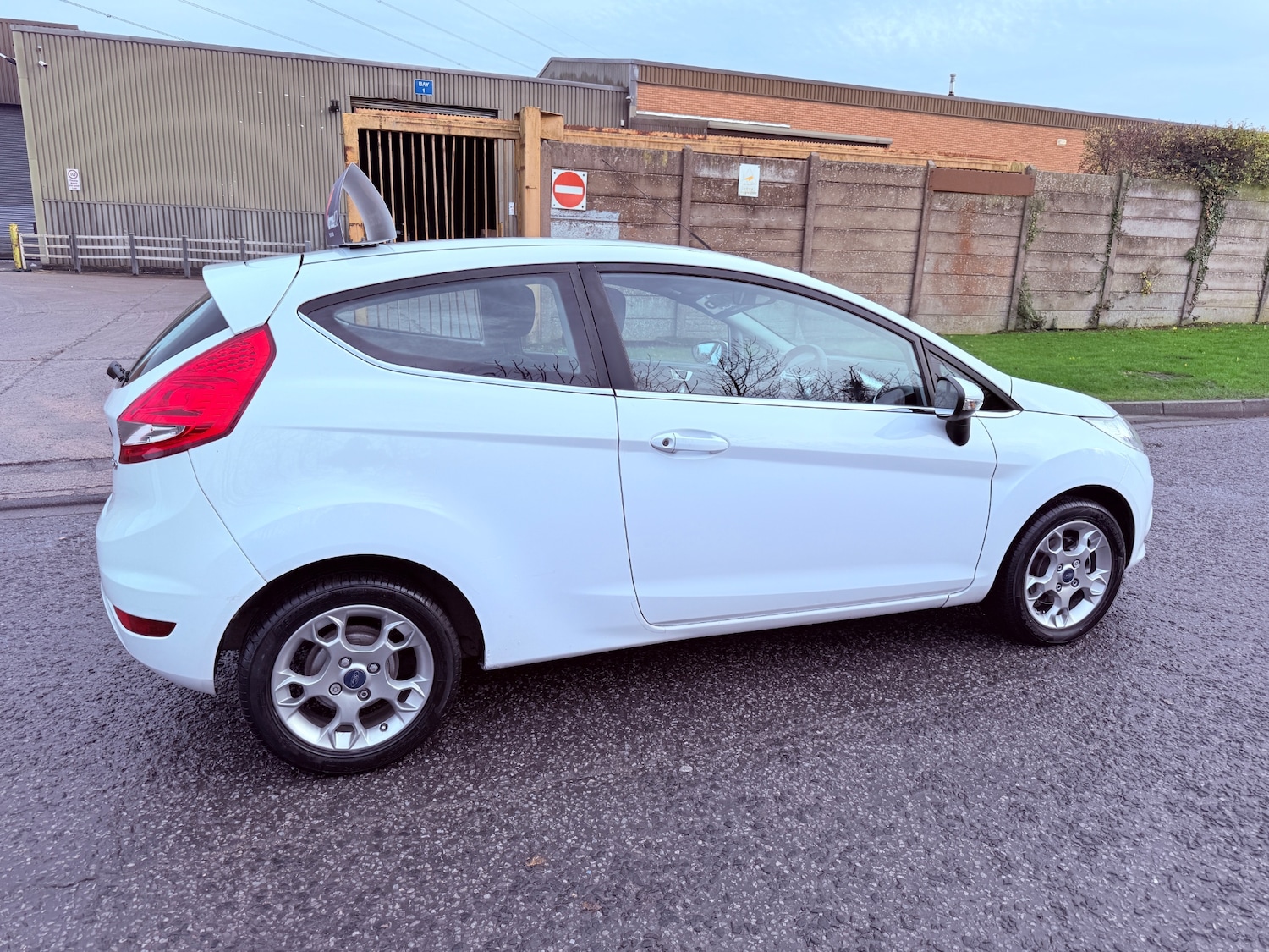 Used Ford Fiesta 2012 for sale - 76554049: Photo 3