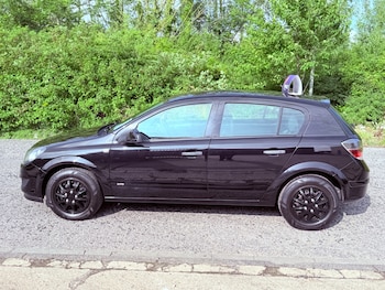 Used Vauxhall Astra 2010 for sale - 75341863: Photo