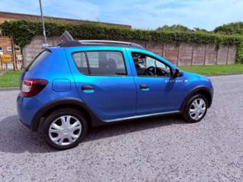 Used Dacia Sandero Stepway 2013 for sale - 74918832: Photo