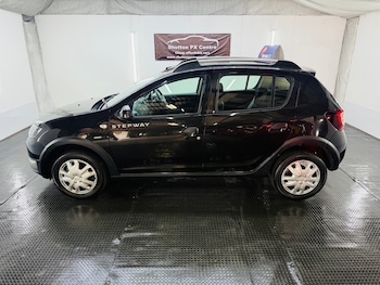 Used Dacia Sandero Stepway 2016 for sale - 79347293: Photo