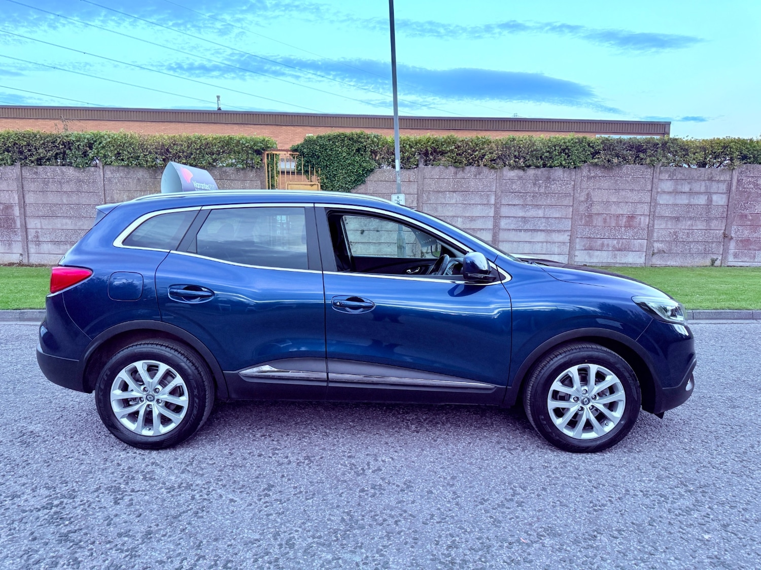Used Renault Kadjar 2016 for sale - 76182281: Photo 2