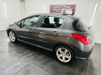 Used Peugeot 308 2010 for sale - 78788901: Photo