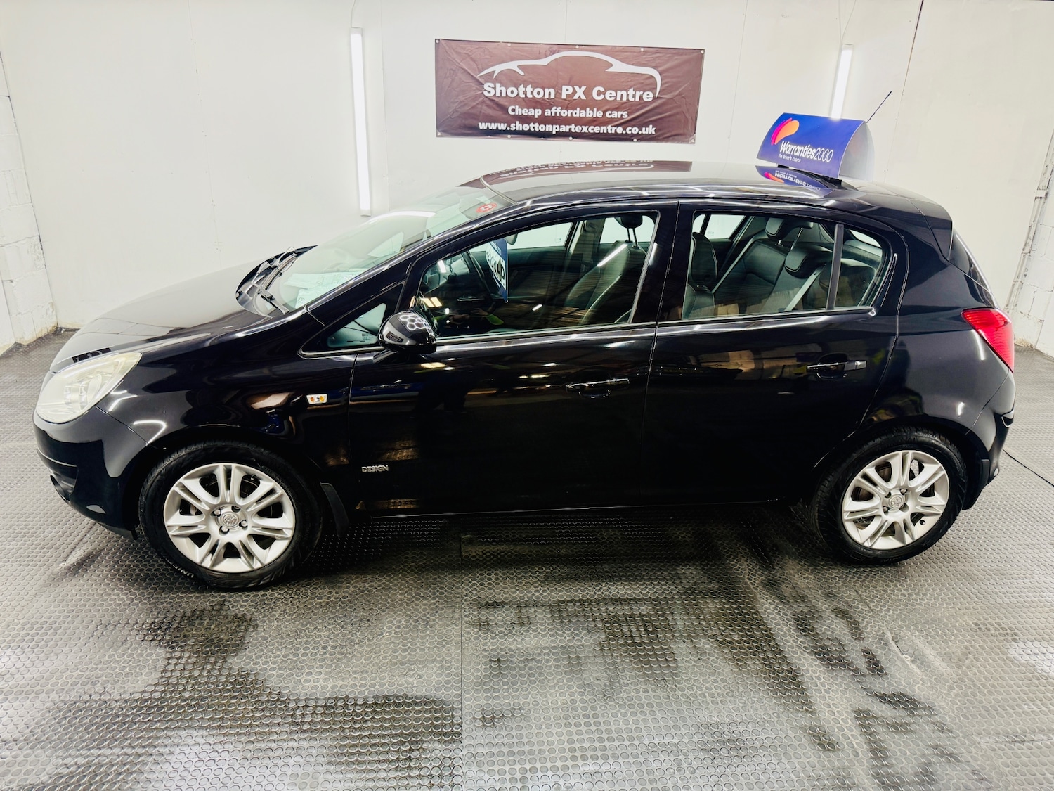 Used Vauxhall Corsa 2008 for sale - 77931747: Photo 2