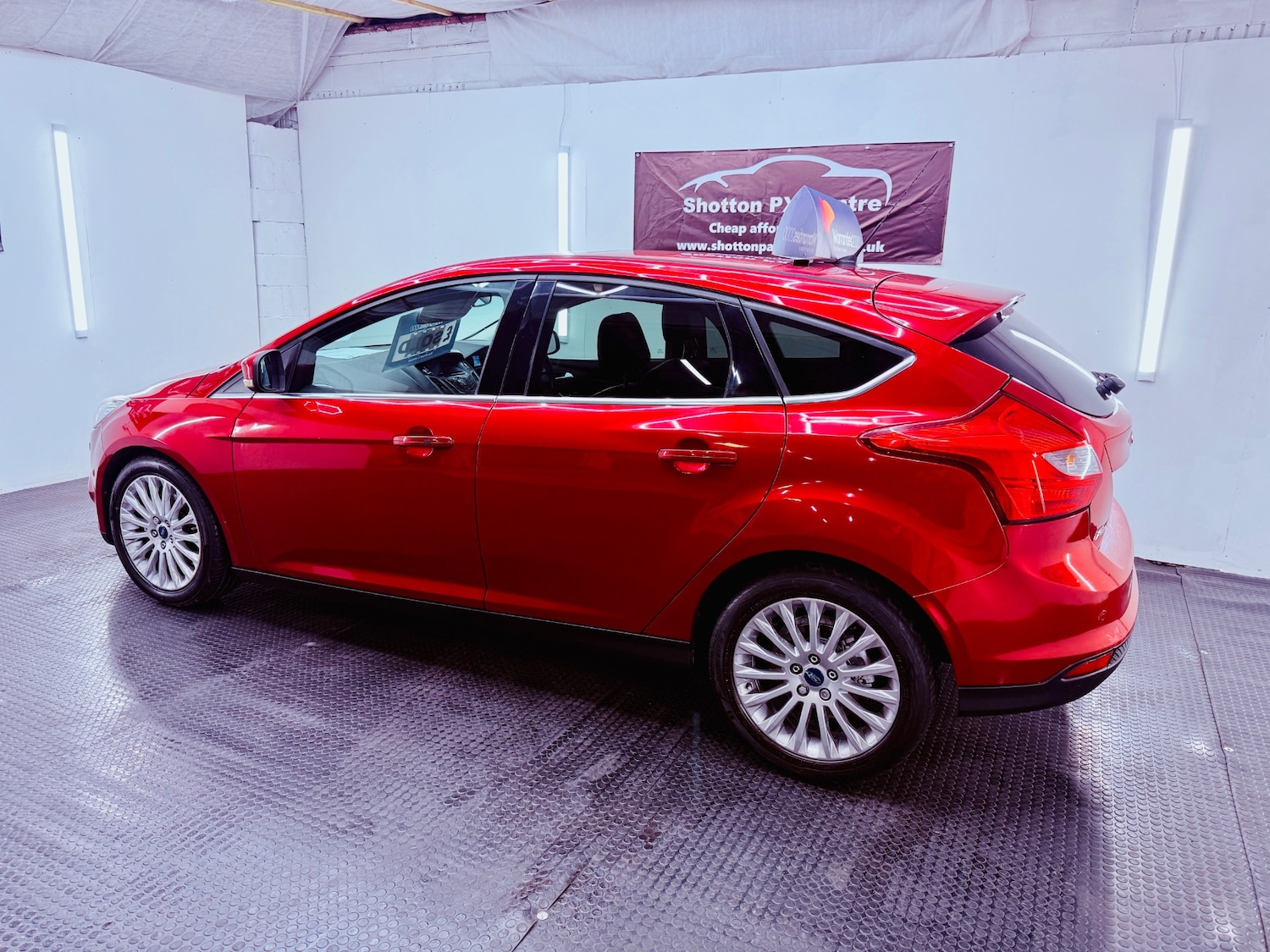 Used Ford Focus 2011 for sale - 76945863: Photo 3