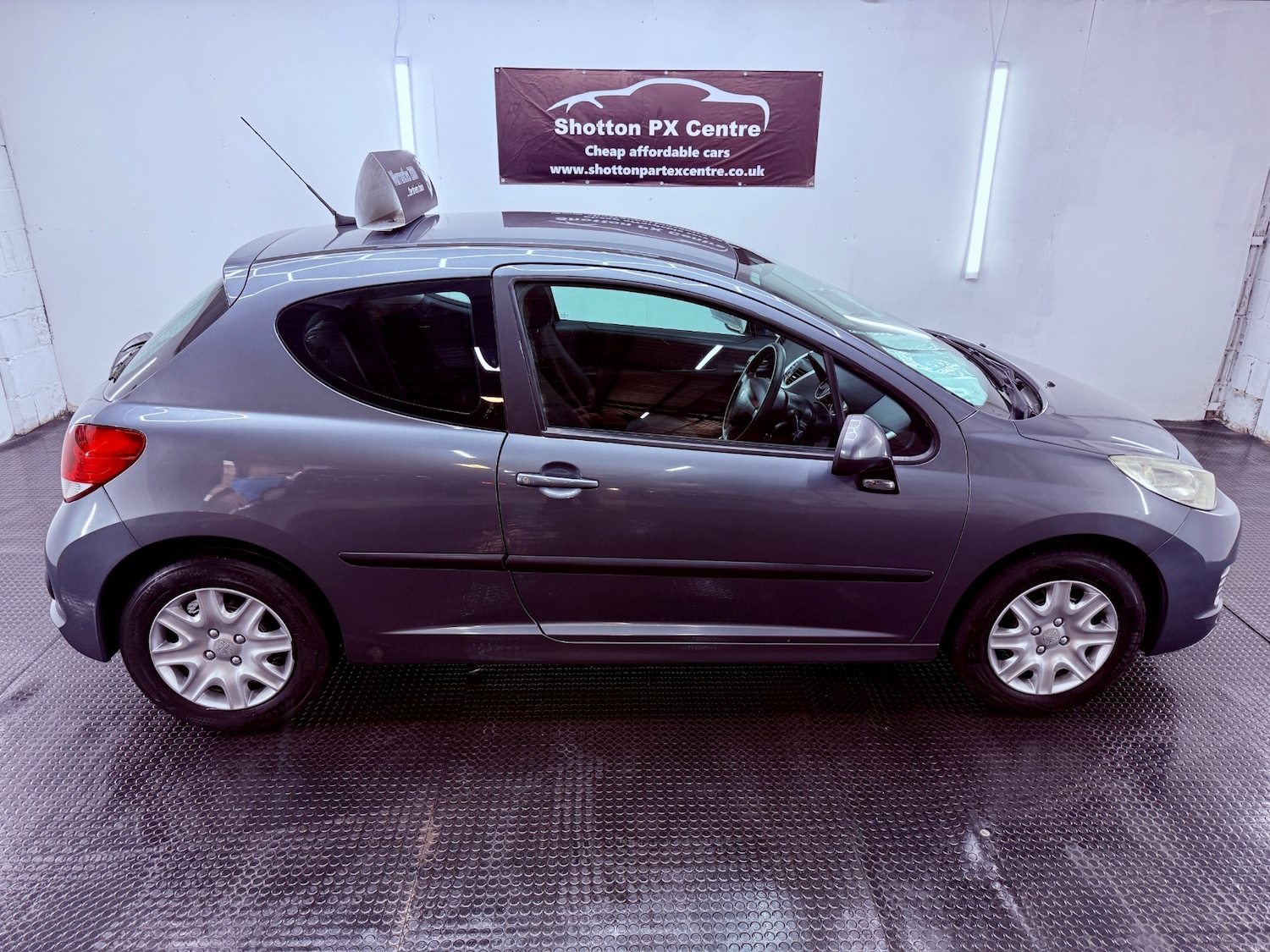 Used Peugeot 207 2010 for sale - 77536243: Photo 10